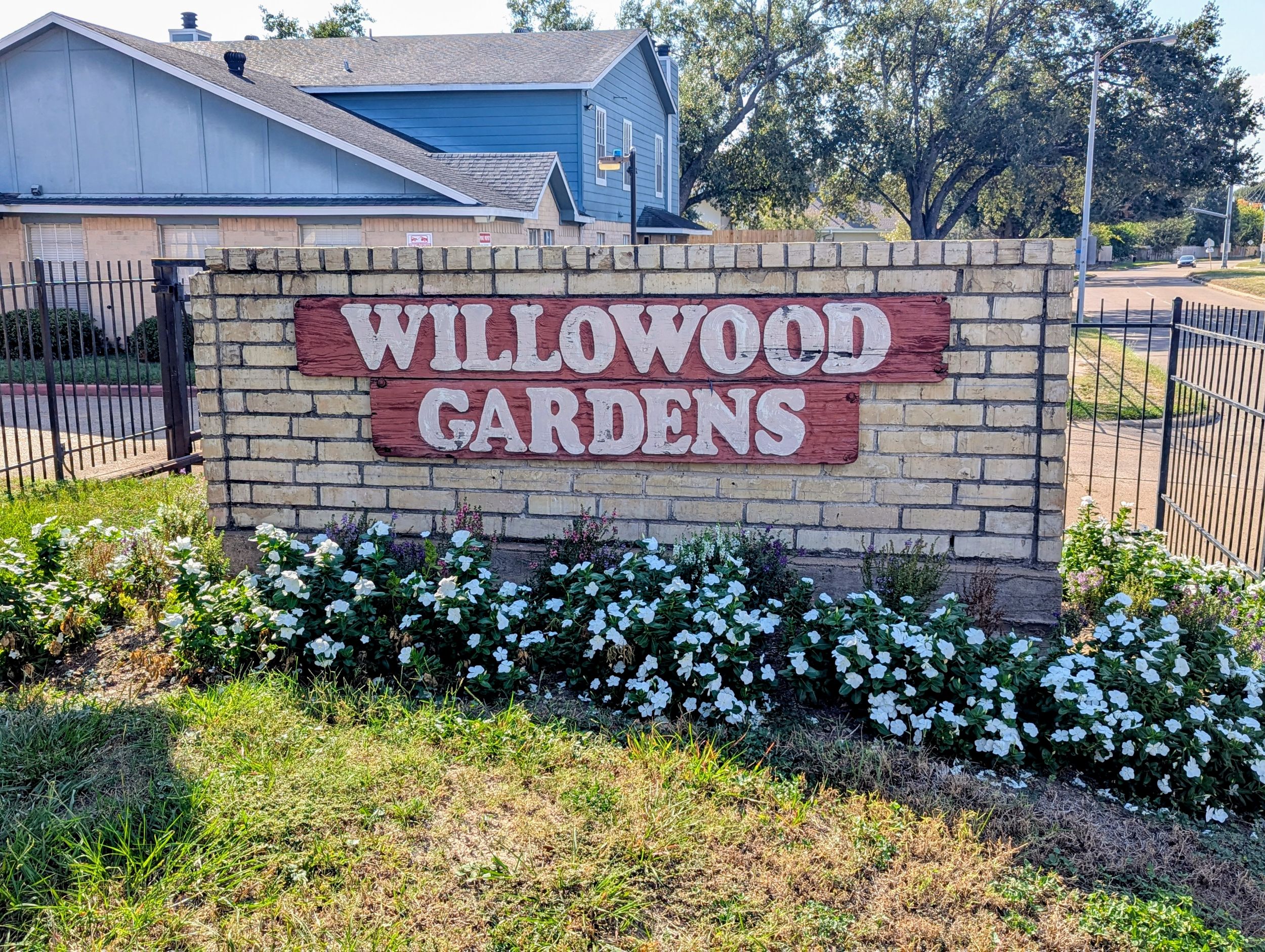Willowood Gardens photo 1